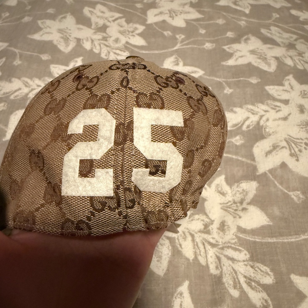 Authentic Gucci Hat - Picture 4 of 8